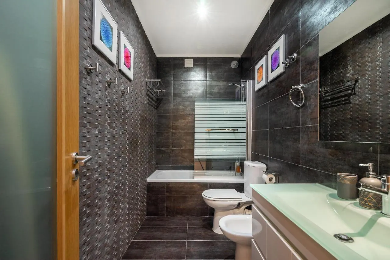 Whome Premium Family Apartment W/ Lift, Ac & Barbecue Лиссабон Португалия
